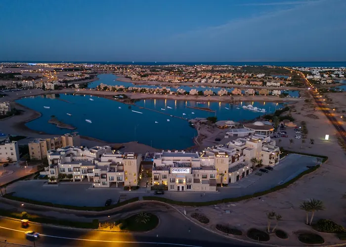 Creek And Residences 5*