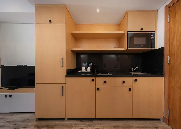 Creek And Residences 5*